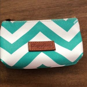 Dooney and bourke Pouch